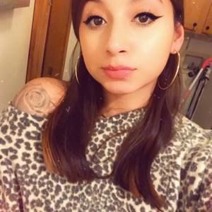 Meet your Posher, Liz